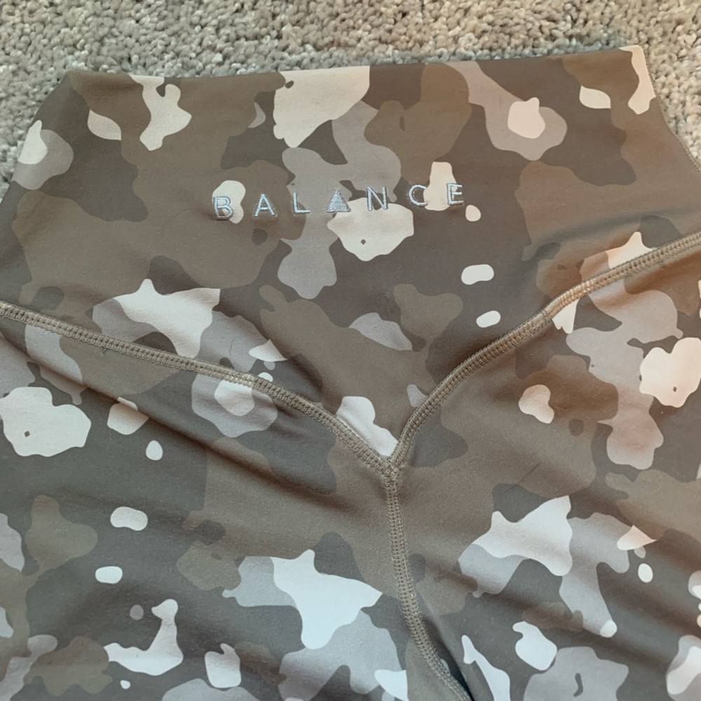 BALANCE ATHLETICA Camo Legging